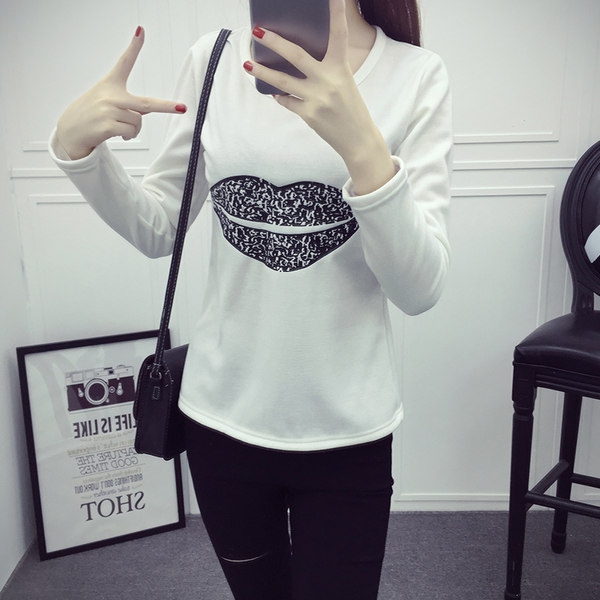 Дамска блуза с  целувка