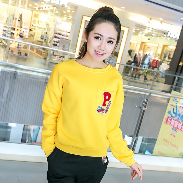 Γυναικεία αθλητικά σύνολα 2 τεμαχίων - 2 μοντέλα σε ροζ, κόκκινο, κίτρινο και γκρι χρώμα