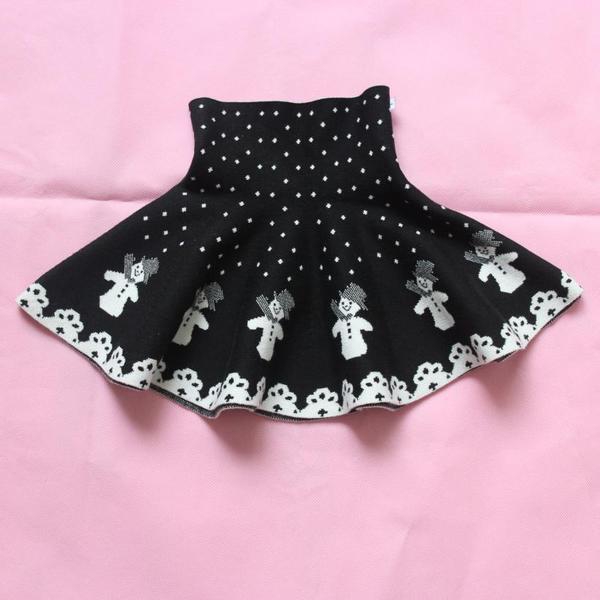 Топ модели детски къси поли - червени, зелени, черни 