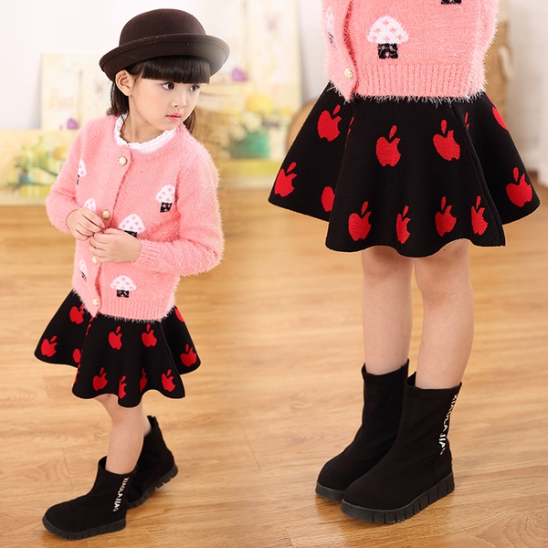 Топ модели детски къси поли - червени, зелени, черни 