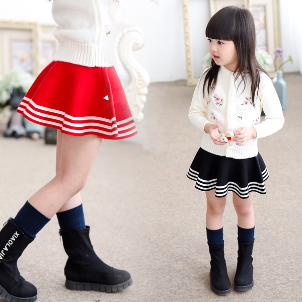 Топ модели детски къси поли - червени, зелени, черни 