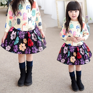Μικρή και μεγάλη παιδική  φούστα με λουλούδια