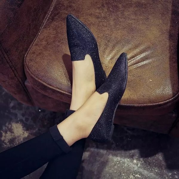 Дамски блестящи еспадрили със заострена предна част