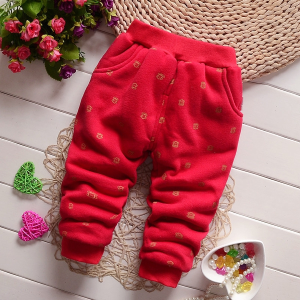 Пролетни панталони за бебета и малки деца - различни модели и размери