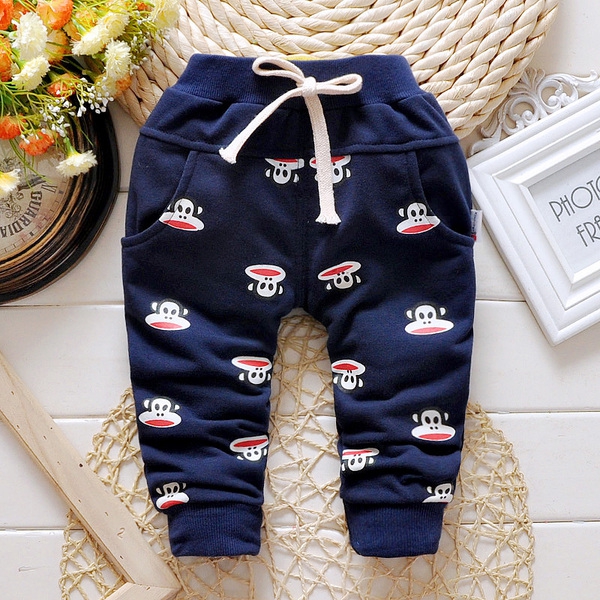 Пролетни панталони за бебета и малки деца - различни модели и размери