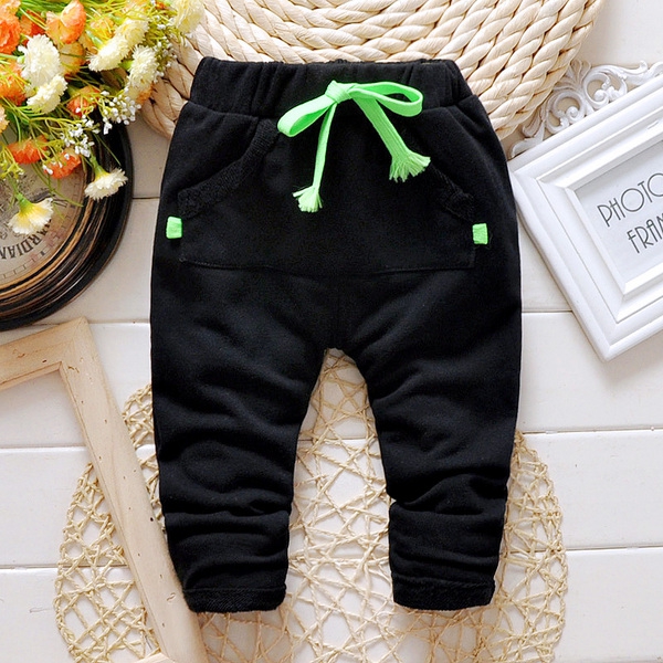 Пролетни панталони за бебета и малки деца - различни модели и размери