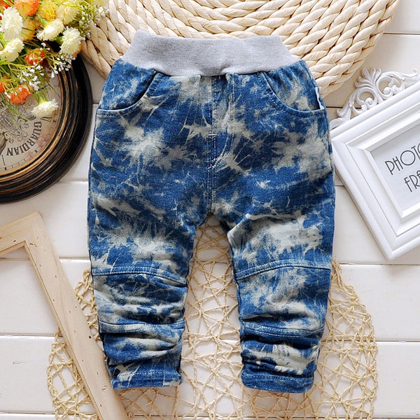 Пролетни панталони за бебета и малки деца - различни модели и размери