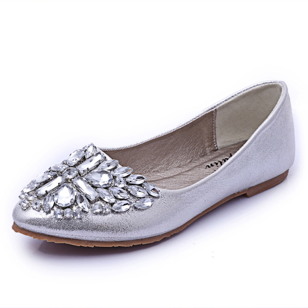 Καθημερινά χαμηλά γυναικλεία παπούτσια