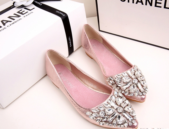 Καθημερινά χαμηλά γυναικλεία παπούτσια