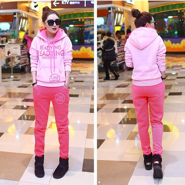 Дамски спортен комплект - от 2 части в 3 цвята