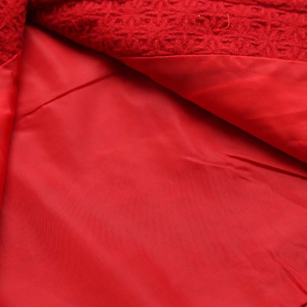 Детска жилетка  - червена и бяла - пролет и есен 