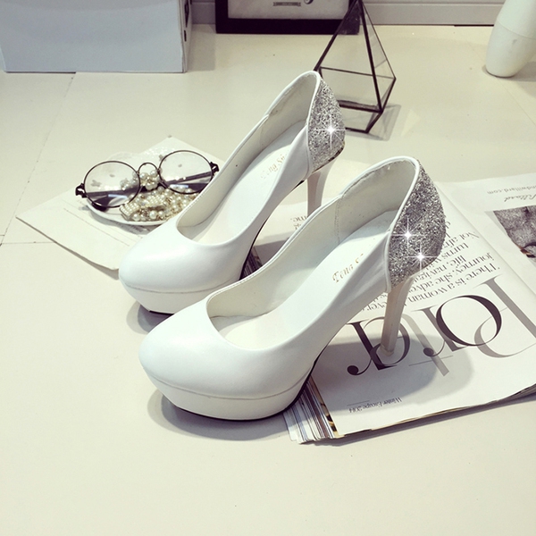 Дамски обувки с блестяща задна пета и висок ток в три цвята - червен бял черен 