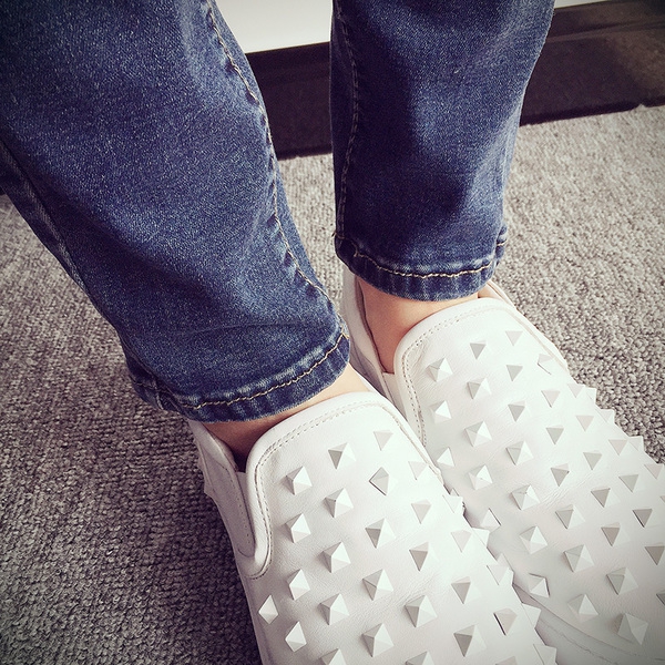 Γυναικεία τζιν με κέντημα