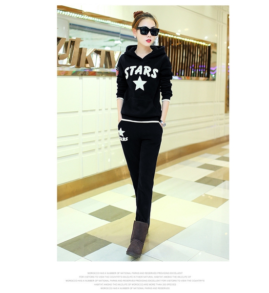 Дамски спортен комплект от 2 части - в 4 цвята и 2 модела