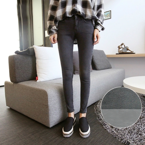 Παχύ και λεπτό γυναικών τζιν περιστασιακή - 6 μοντέλα