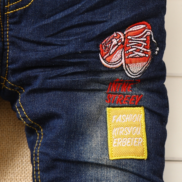 Топ модели еластични пролетни и есенни детски дънки за момчета