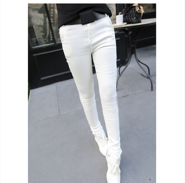 Дамски дебели и тънки  дънки - бели и черни 