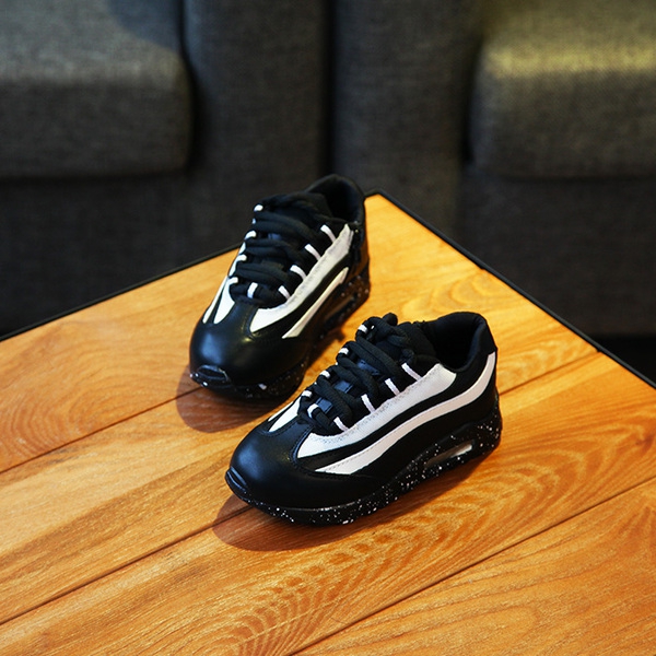 Детски обувки - розови, черни и бели - пролетни и есенни - подходящи за ежедневие