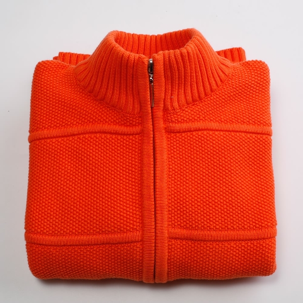 Χοντρή ζακέτα για τα αγόρια - 4 σχέδια