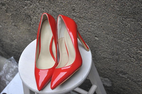 Γυναικεία ψηλοτάκουνα παπούτσια  με μυτερή σε διάφορα χρώματα