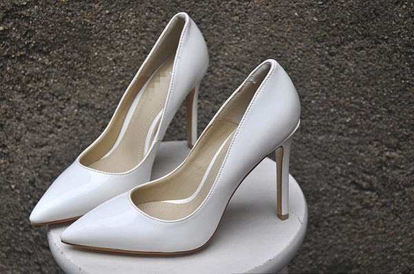 Γυναικεία ψηλοτάκουνα παπούτσια  με μυτερή σε διάφορα χρώματα