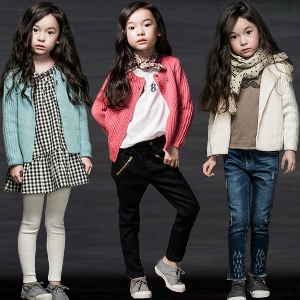 Плетени детски жилетки за момичета - 5 модела 