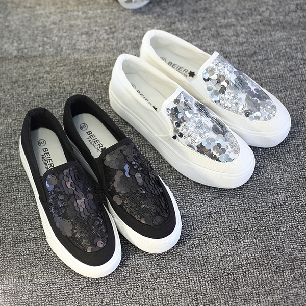 Γυναικεία  παπούτσια με πούλιες φως πλατφόρμα