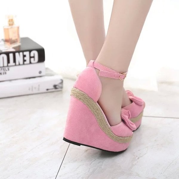 Γυναικεία σανδάλια τριών χρωμάτων