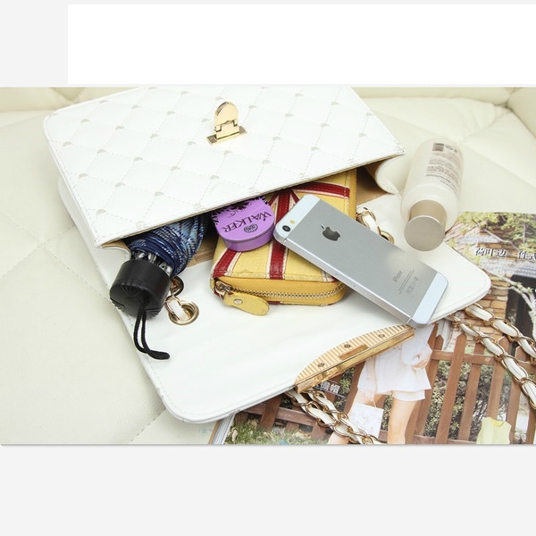 Γυναικεία  κομψή τσάντα 