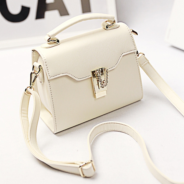 Дамска чанта: Синя, Розова, Черна, Бяла