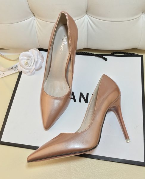 Дамски луксозни лачени обувки със заострени пръсти и висок елегантен ток