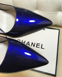 Дамски луксозни лачени обувки със заострени пръсти и висок елегантен ток