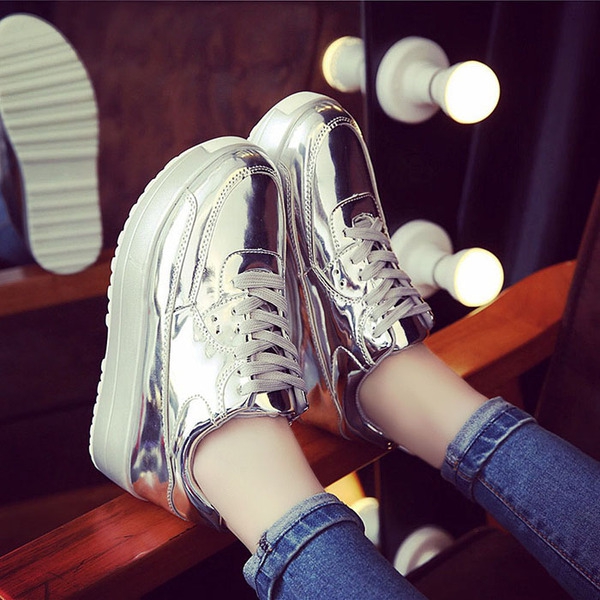 Γυναικεία αθλητικά παπούτσια σύγχρονα λάμψη σε δύο χρώματα