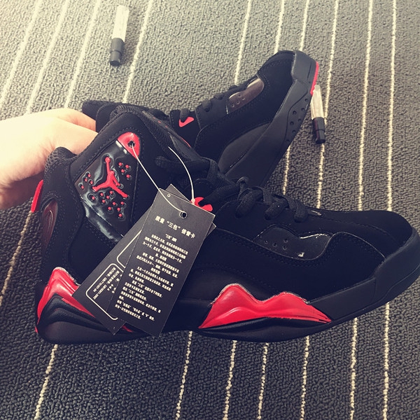 Мъжки баскетболни обувки -5модела