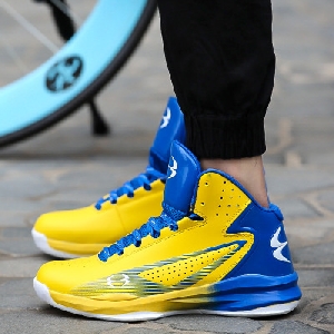 Баскетболни обувки в шест цвята