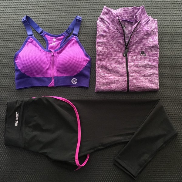 Дамско облекло за йога от 3 части: различни модели и цветове