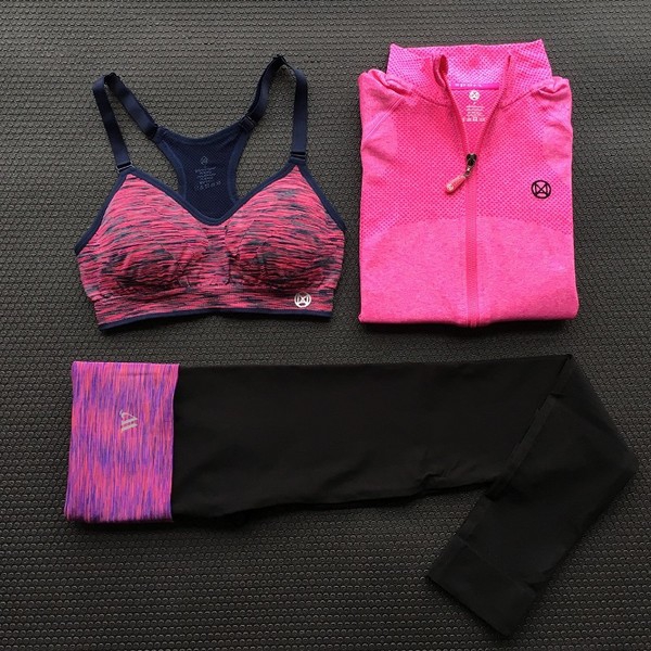 Дамско облекло за йога от 3 части: различни модели и цветове