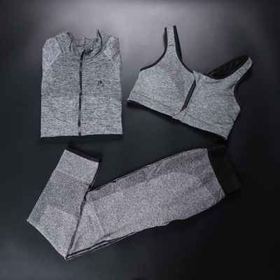 Дамско облекло за йога от три части