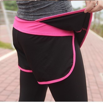 Дамски спортен клин за йога