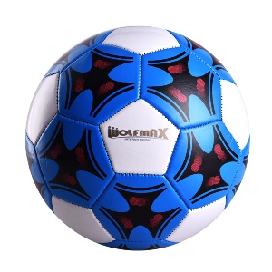 Футболна топка в пет варианта за деца