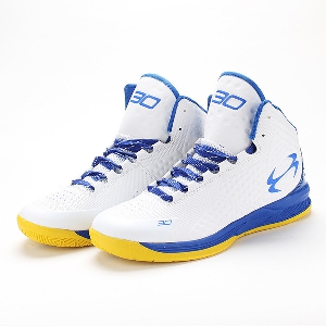 Παπούτσια μπάσκετ - 6 μοντέλα