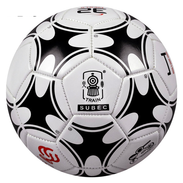 Различни модели футболни топки подходящи за деца, тренировка и за училище 