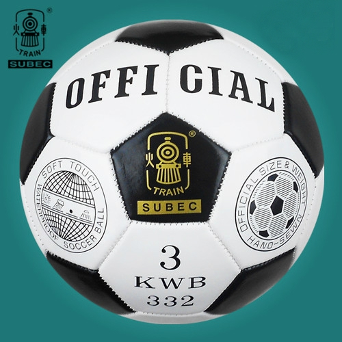 Различни модели футболни топки подходящи за деца, тренировка и за училище 