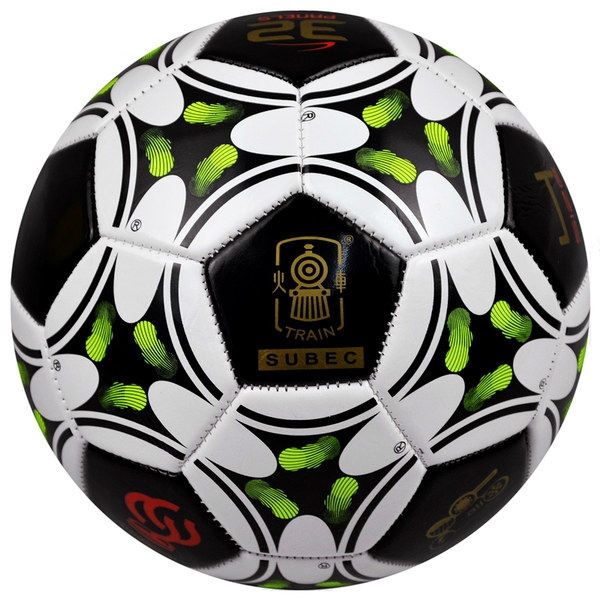 Различни модели футболни топки подходящи за деца, тренировка и за училище 