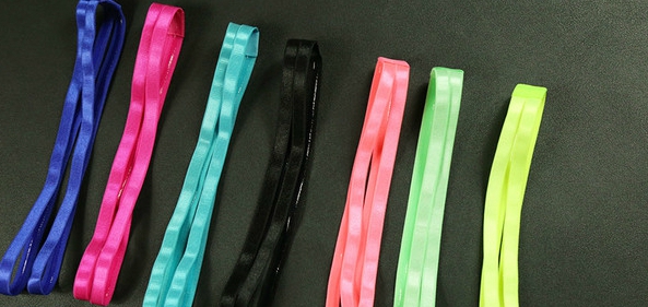 Спортни ленти за коса различни модели