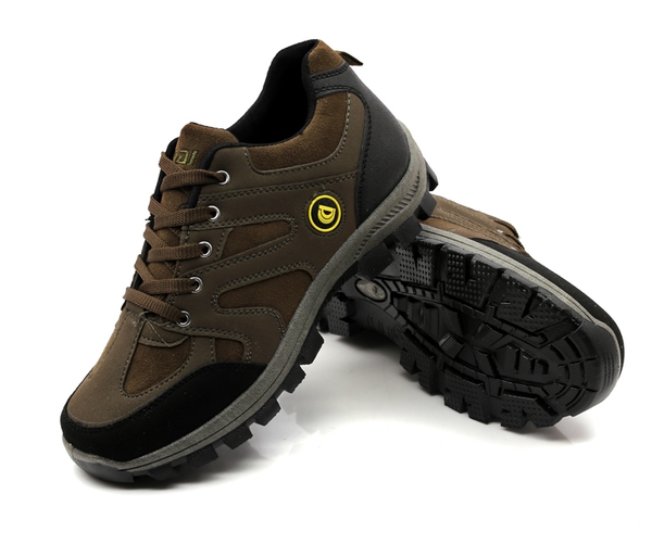 Водоустойчиви туристически мъжки обувки - 6 модела 