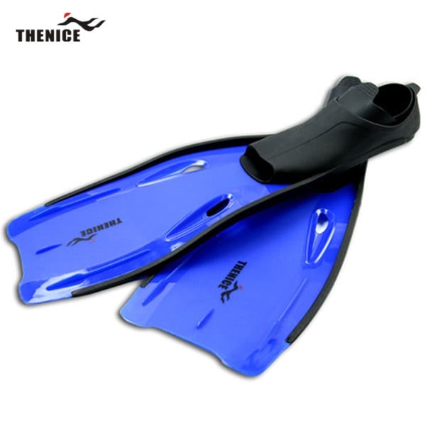 Μακρά  βατραχοπέδιλα με μαλακά πέλματα