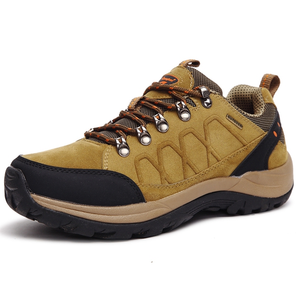 Есенни и пролетни мъжки туристически обувки - 18 модела 