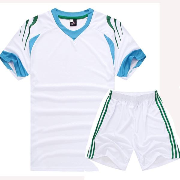 Футболни екипи с къси ръкави и панталони подходящи за деца и възрастни