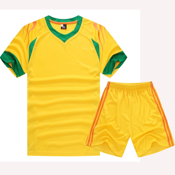Футболни екипи с къси ръкави и панталони подходящи за деца и възрастни